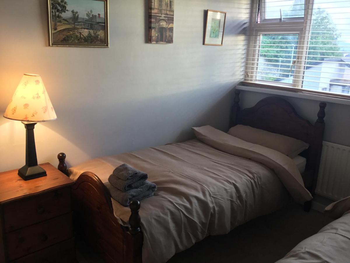 Entire 3 Bedroom House Ballyshannon Town Centre ภายนอก รูปภาพ