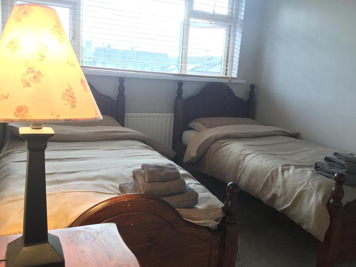 Entire 3 Bedroom House Ballyshannon Town Centre ภายนอก รูปภาพ