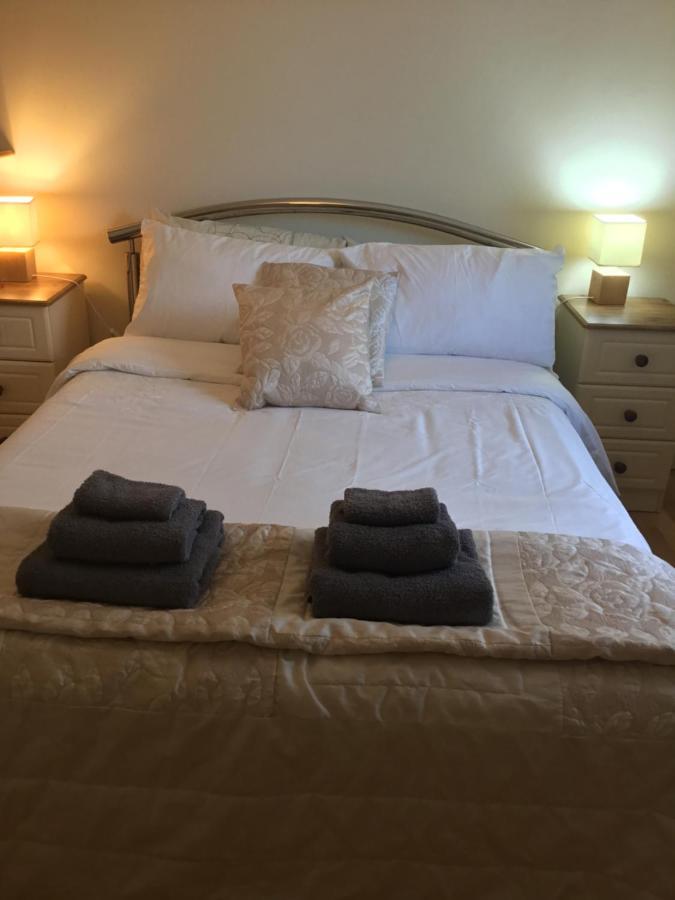 Entire 3 Bedroom House Ballyshannon Town Centre ภายนอก รูปภาพ