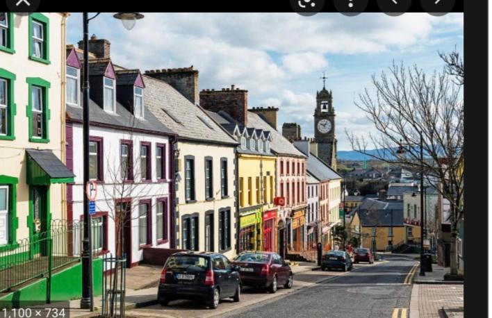 Entire 3 Bedroom House Ballyshannon Town Centre ภายนอก รูปภาพ